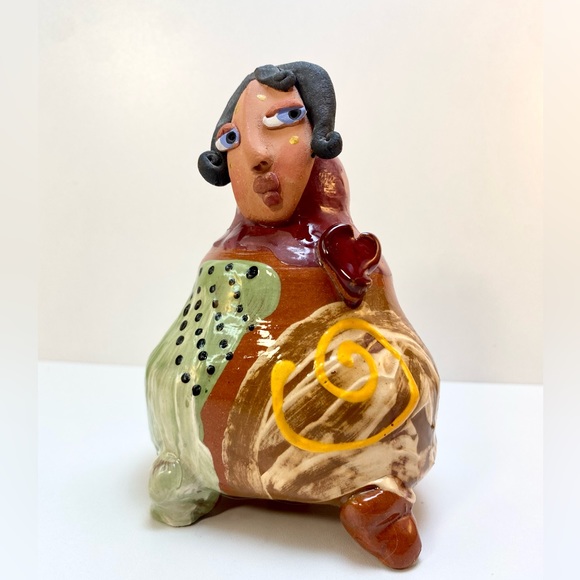 Vintage ceramic art pottery figurine or bud vase. Southwestern design. Sculpture - Picture 2 of 9